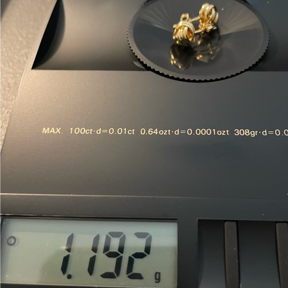 18K ITALIAN GOLD LOVE KNOTS - Picture 7 of 8